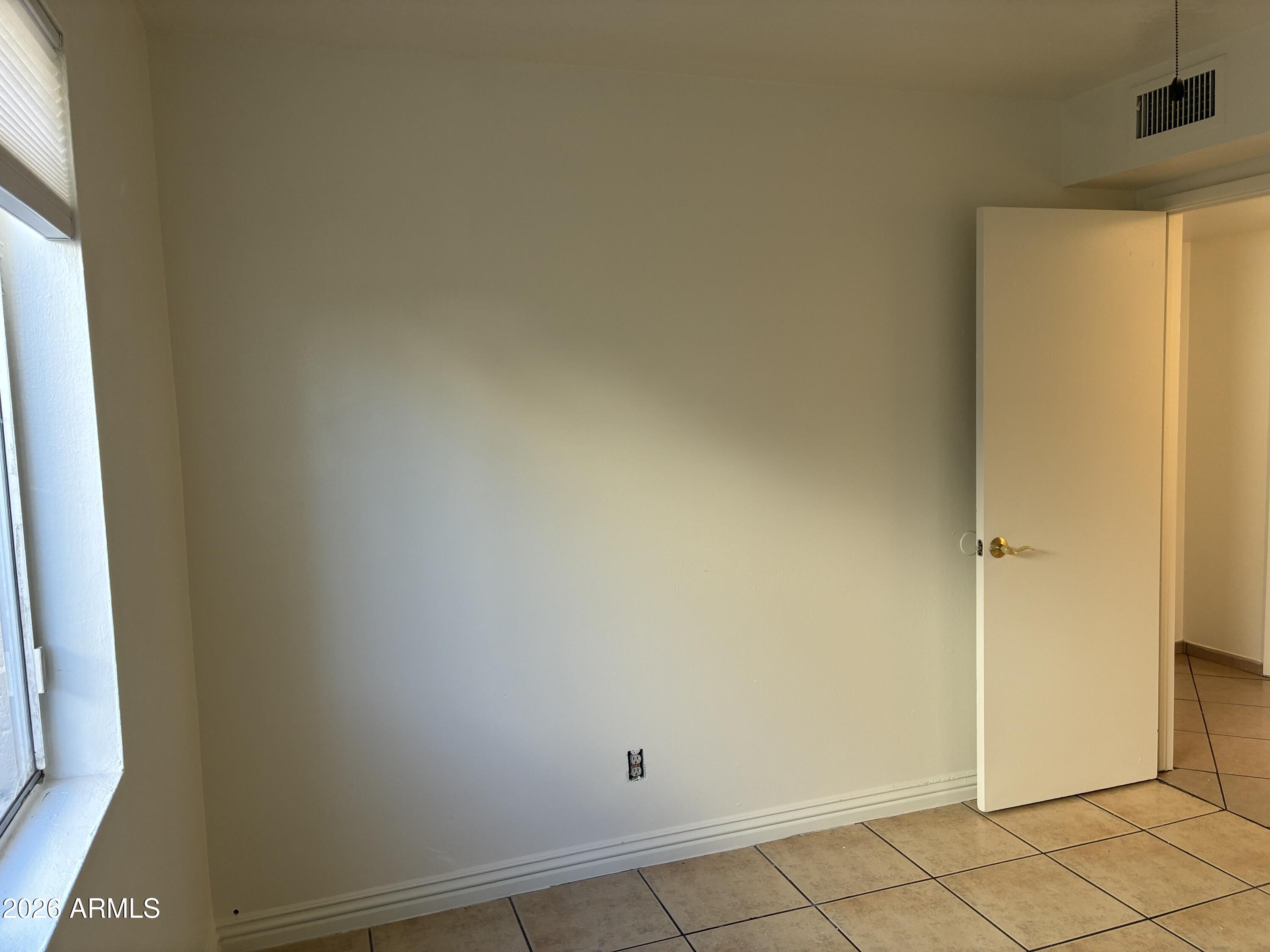 8819 West Roma Avenue Phoenix, AZ 85037 - Photo 23 of 32 IMG_8217