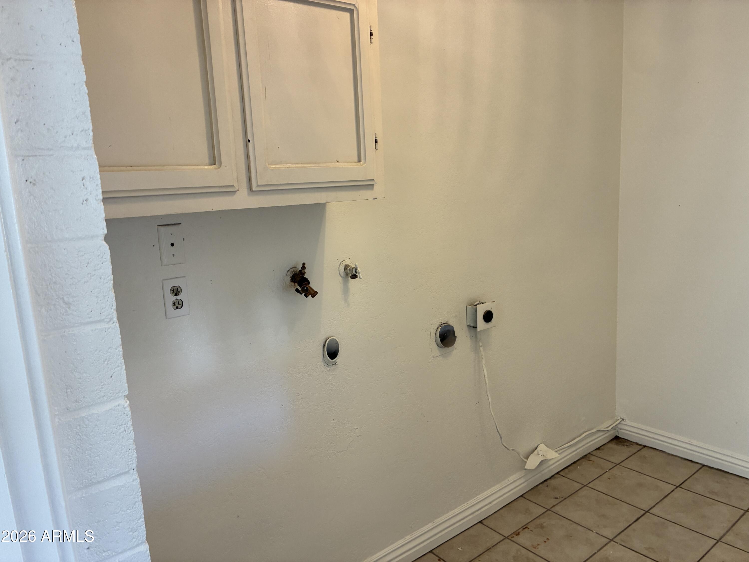 8819 West Roma Avenue Phoenix, AZ 85037 - Photo 25 of 32 IMG_8219