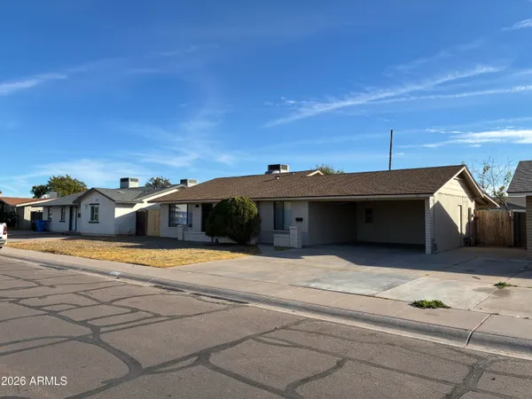 $1,650 | 8819 West Roma Avenue, Phoenix, AZ 85037