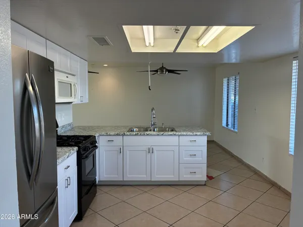 $1,650 | 8819 West Roma Avenue, Phoenix, AZ 85037