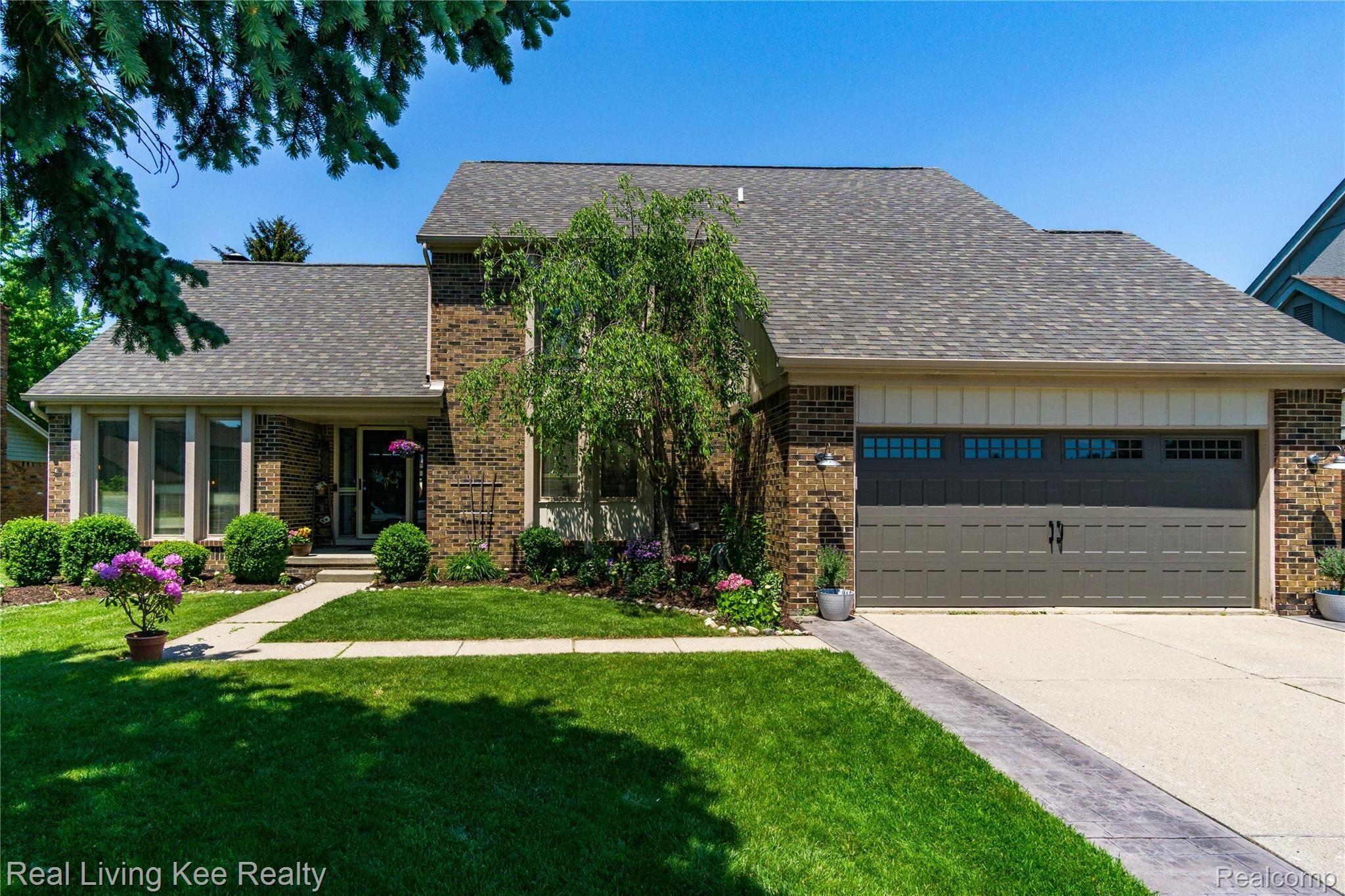 2786 Broadmoor Drive Rochester, MI 48309 - Photo 1 of 70 Welcome Home!!!