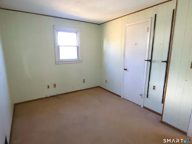 $269,900 | 19 Bancroft Road, Vernon, CT 06066