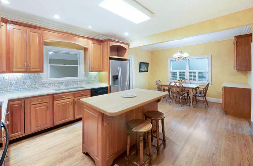1304 Lawrence Road Chattanooga, TN 37405 - Photo 9 of 25 8 jpg