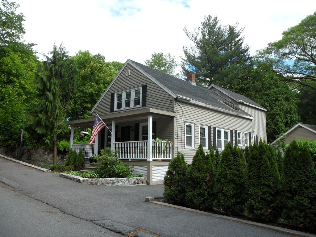 19 Bulfinch Road Lynn, MA 01902 - Photo 2 of 22 Gallery Image 2