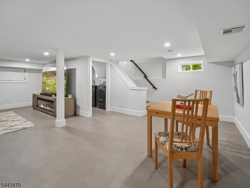 653 Hamilton Road South Orange, NJ 07079 - Photo 32 of 48