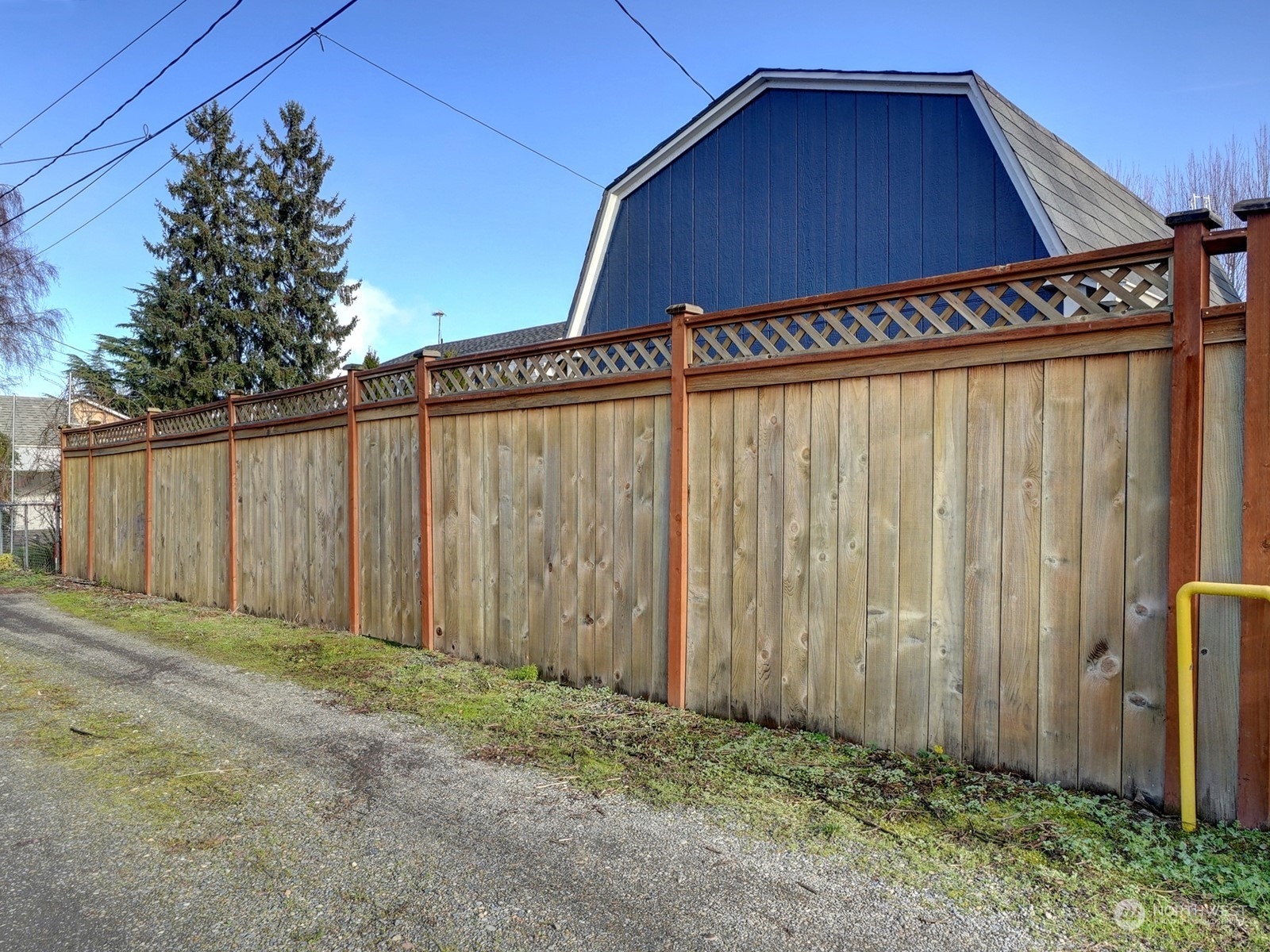 1206 Sumner Avenue Sumner, WA 98390 - Photo 28 of 30 a view of a backyard
