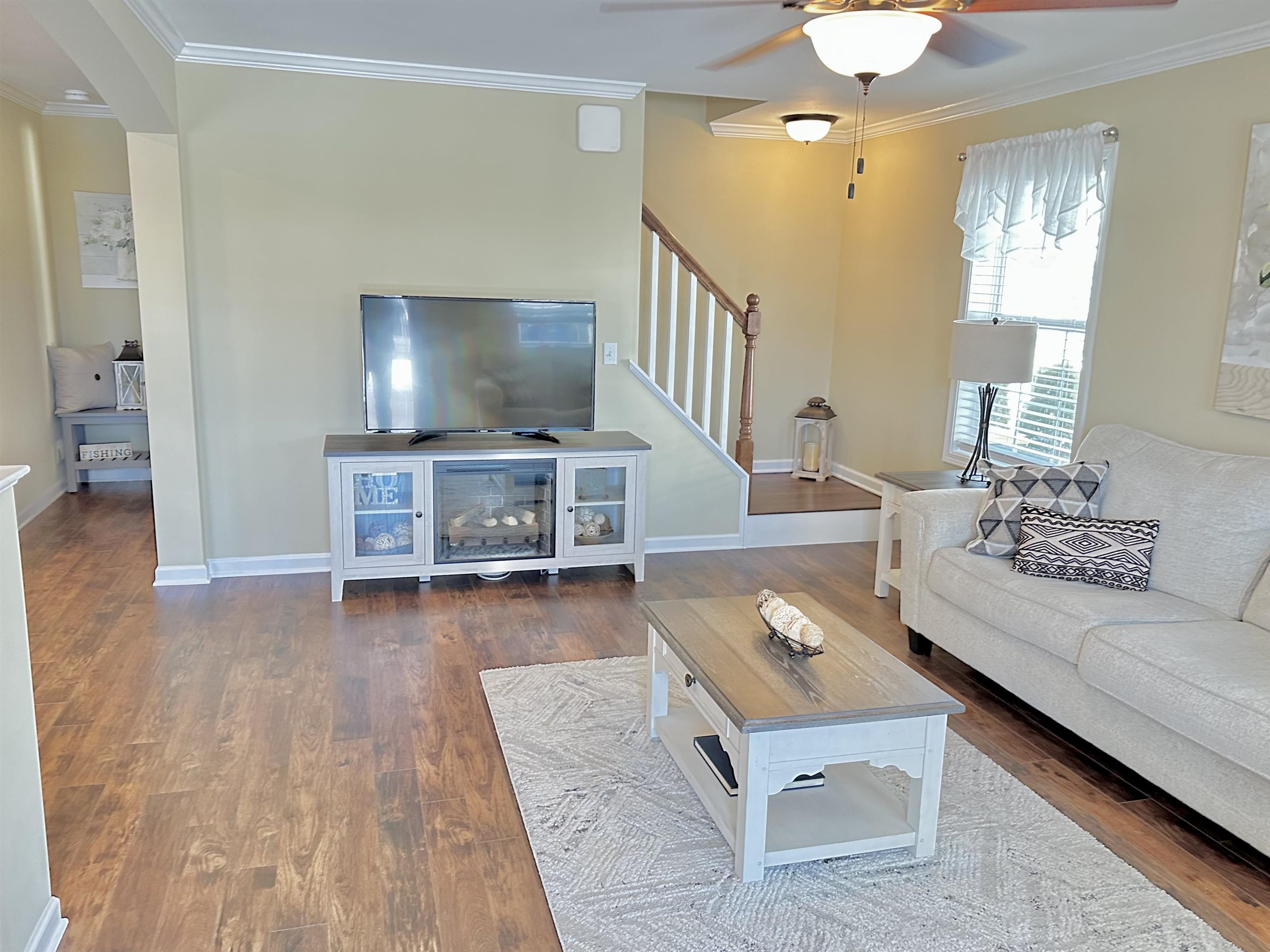 2058 Shore Road Seaville, NJ 08230 - Photo 12 of 36 a living room with furniture and a wooden floor