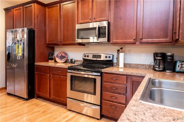 $760,000 | 103 Pawnee Drive, Webb, NY 13420