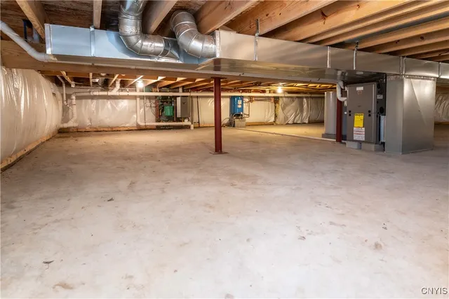 $760,000 | 103 Pawnee Drive, Webb, NY 13420