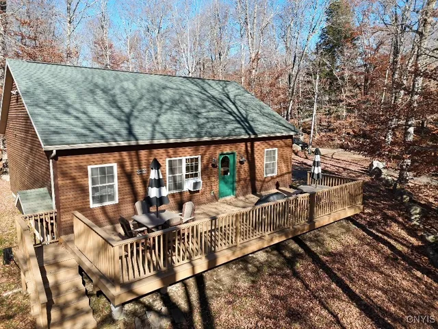 $760,000 | 103 Pawnee Drive, Webb, NY 13420