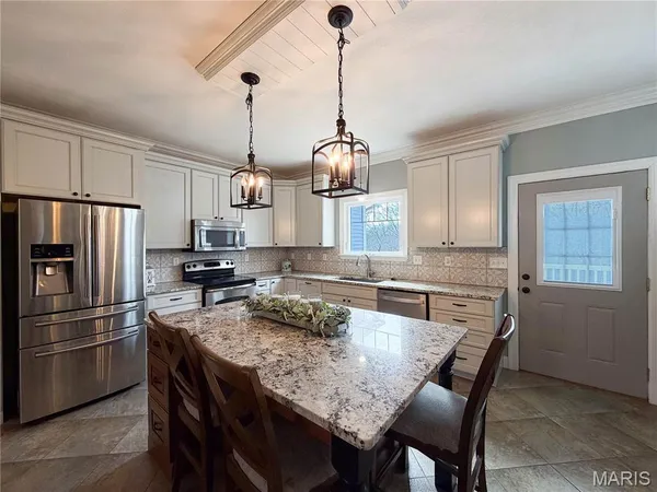 $550,000 | 5046 Kype View Avenue, Festus, MO 63028