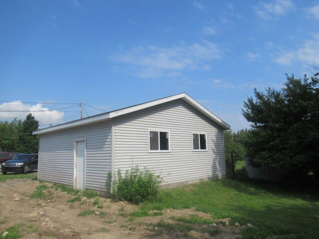 9801 French Road Alpena, MI 49707 - Photo 5 of 16 garage