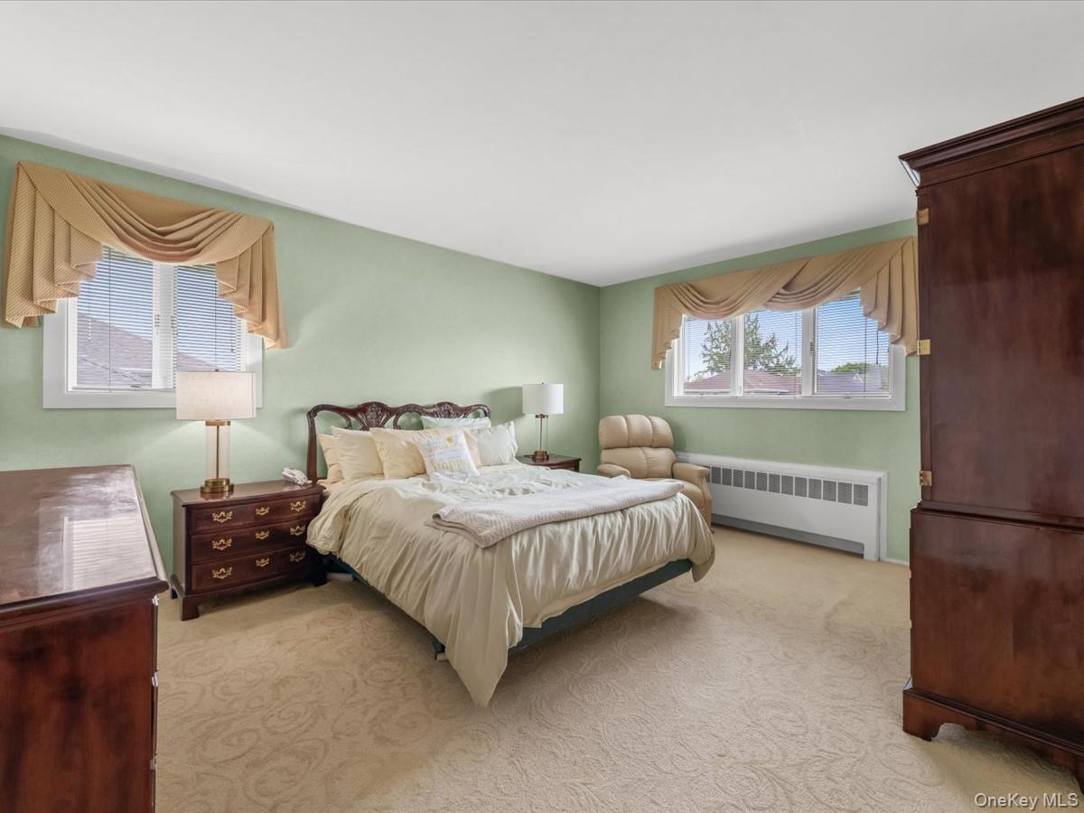 16 Hillvale Road Syosset, NY 11791 - Photo 16 of 30