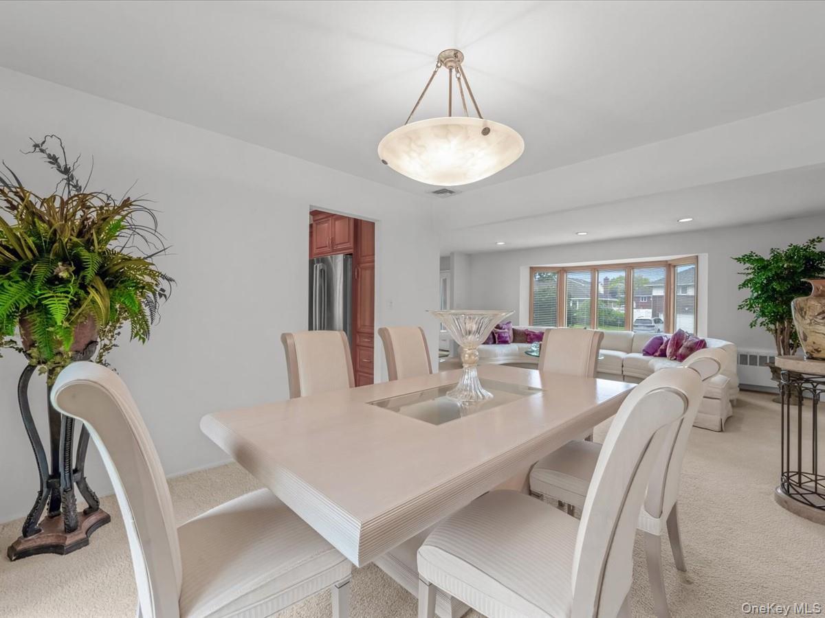 16 Hillvale Road Syosset, NY 11791 - Photo 6 of 30