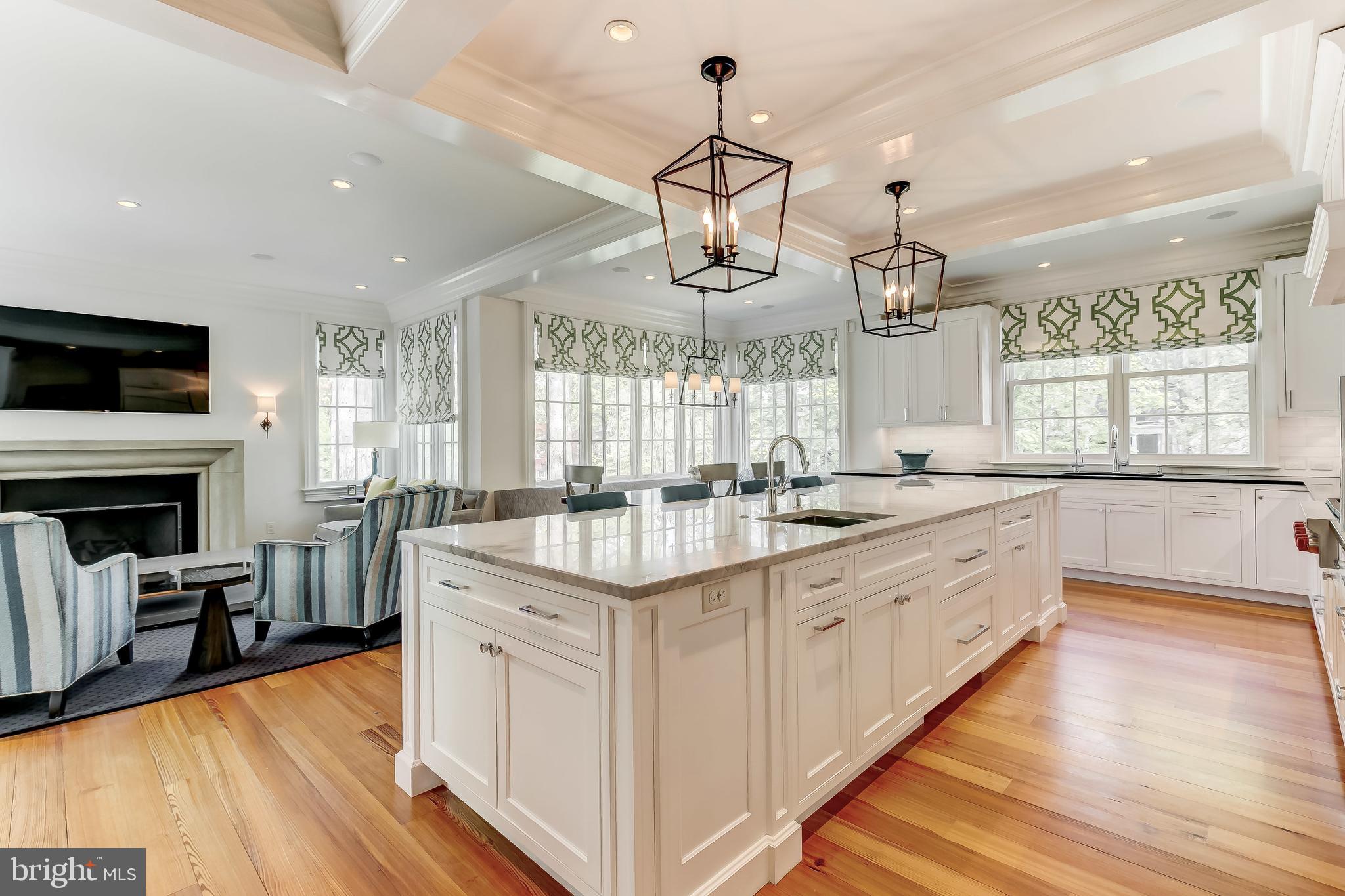 210 Club Road Baltimore, MD 21210 - Photo 17 of 69 Kitchen