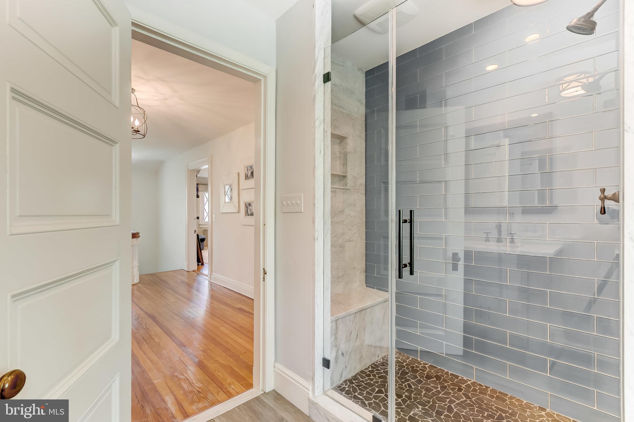 210 Club Road Baltimore, MD 21210 - Photo 49 of 69 3rd Floor Hall Bath