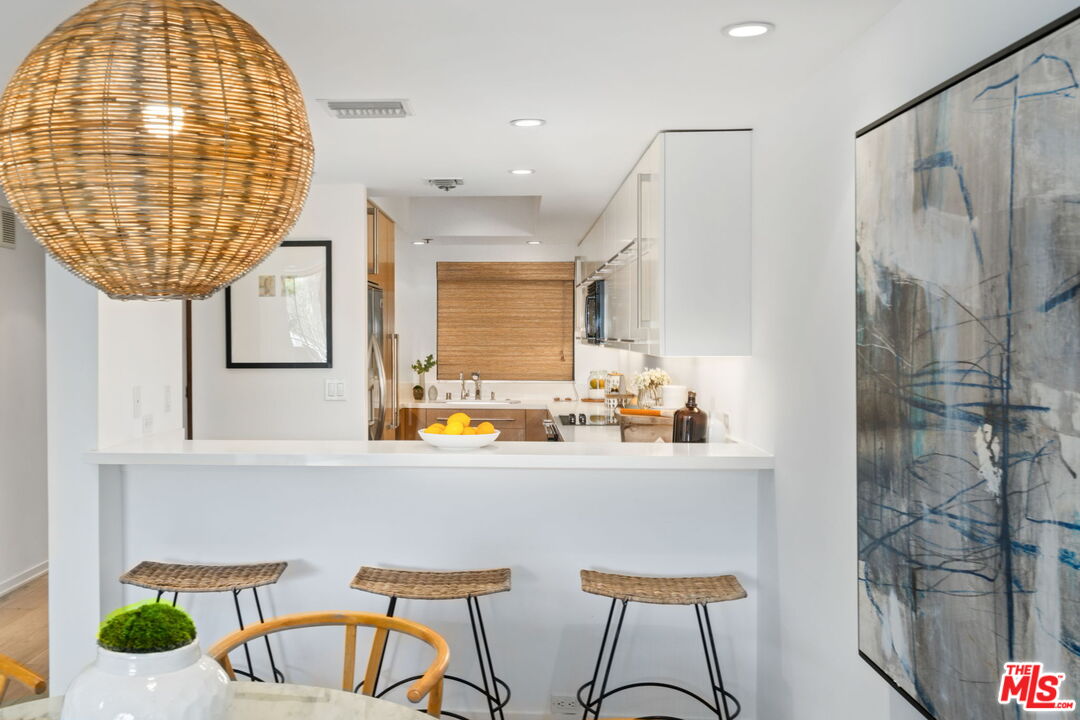 2940 Neilson Way, Unit 204 Santa Monica, CA 90405 - Photo 13 of 43