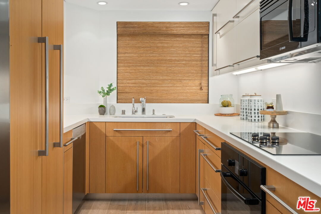 2940 Neilson Way, Unit 204 Santa Monica, CA 90405 - Photo 15 of 43