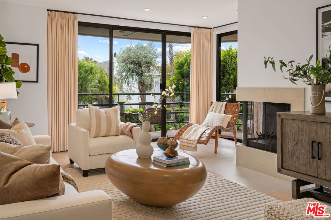 2940 Neilson Way, Unit 204 Santa Monica, CA 90405 - Photo 3 of 43