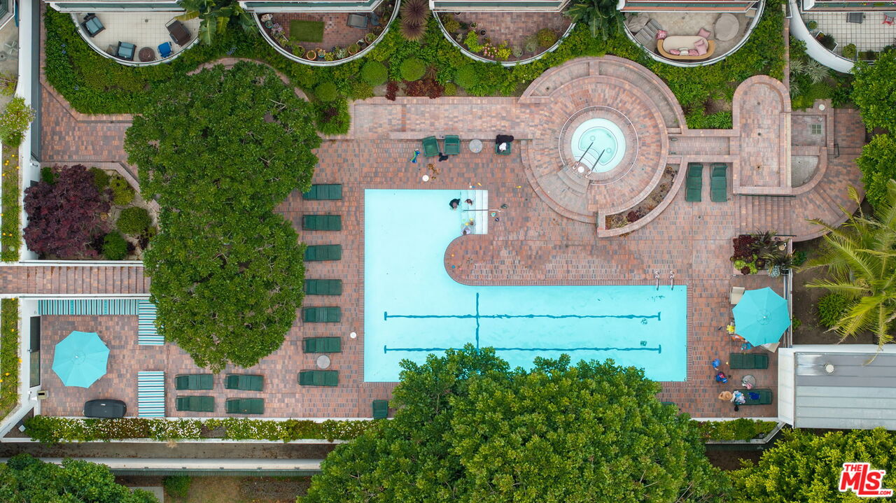 2940 Neilson Way, Unit 204 Santa Monica, CA 90405 - Photo 33 of 43