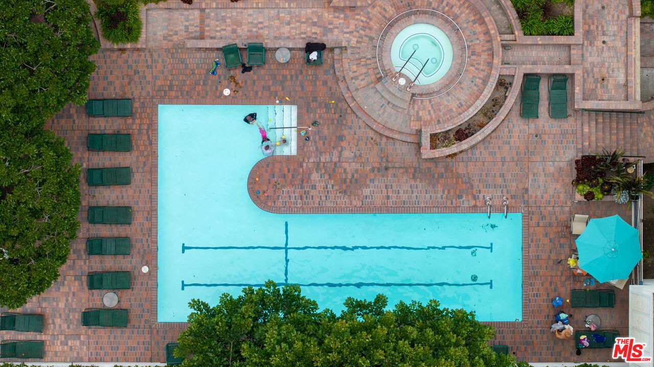 2940 Neilson Way, Unit 204 Santa Monica, CA 90405 - Photo 34 of 43