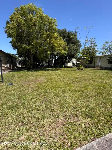 $49,900 | 353 Marlin Circle, Barefoot Bay, FL 32976