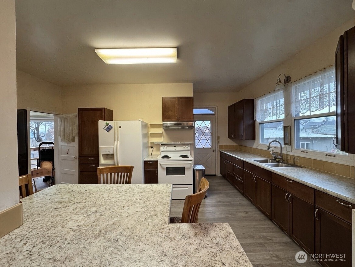 1014 West Chestnut Street Walla Walla, WA 99362 - Photo 31 of 35