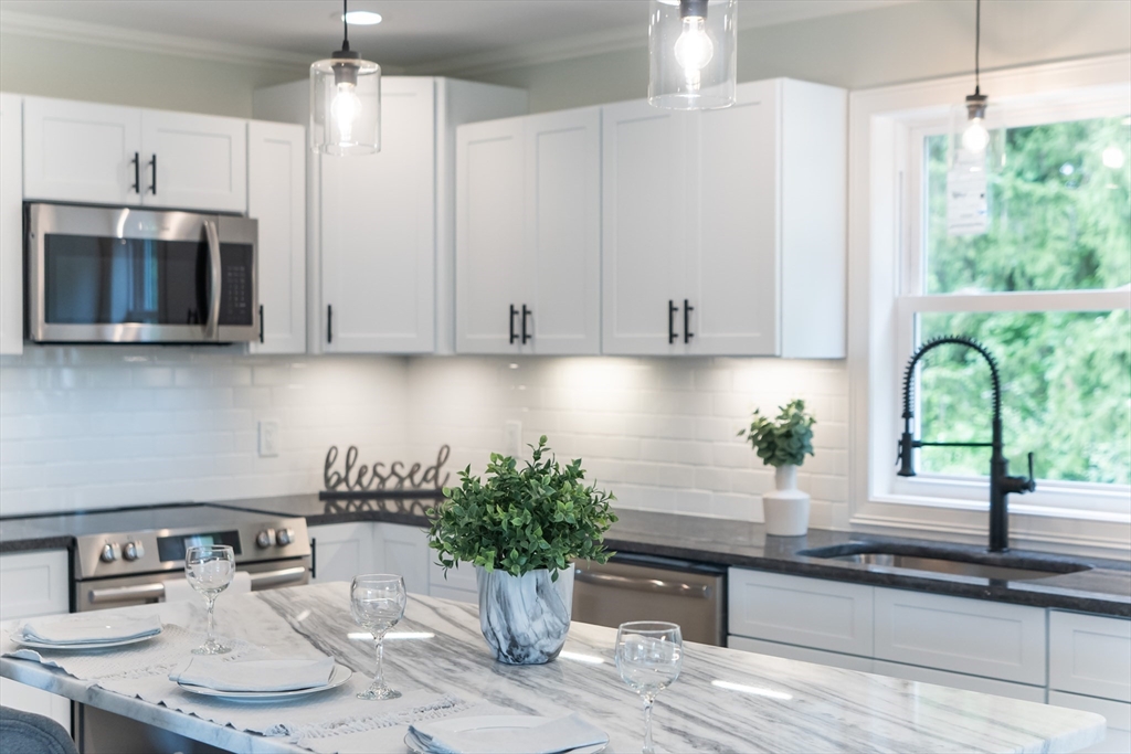 43 Fuller Road Palmer, MA 01069 - Photo 2 of 40 Gallery Image 2