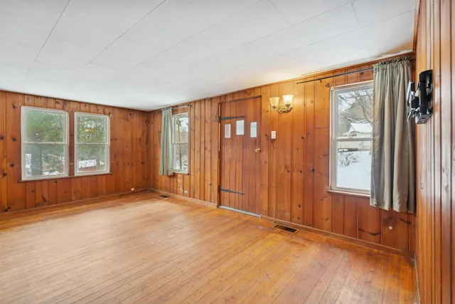 $275,000 | 714 Notch Road, Mendon, VT 05701