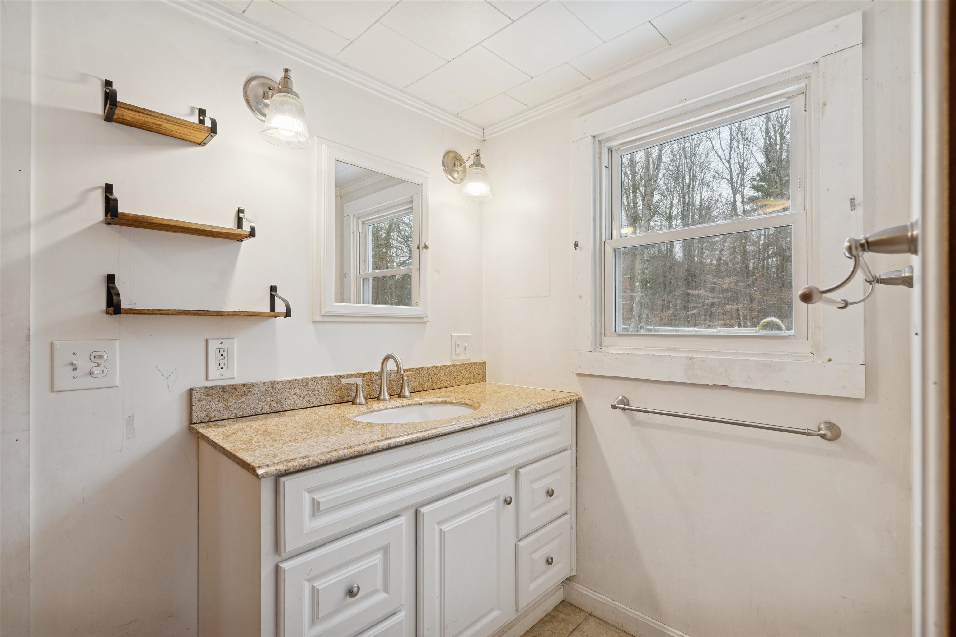 714 Notch Road Mendon, VT 05701 - Photo 16 of 32