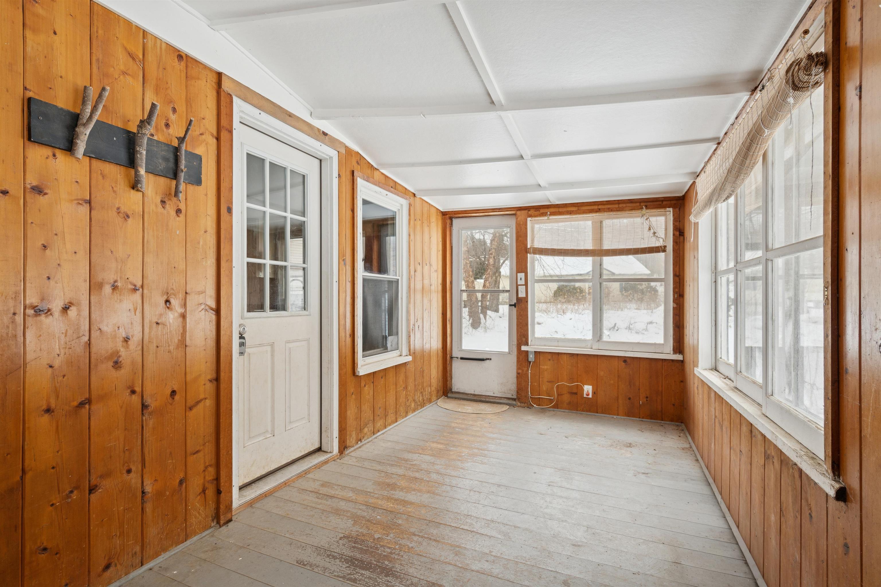 714 Notch Road Mendon, VT 05701 - Photo 4 of 32