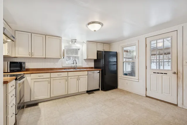 $275,000 | 714 Notch Road, Mendon, VT 05701