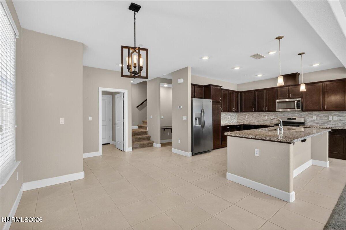 1935 Dark Horse Road, Unit C Reno, NV 89521 - Photo 5 of 44 05-DSC_7824