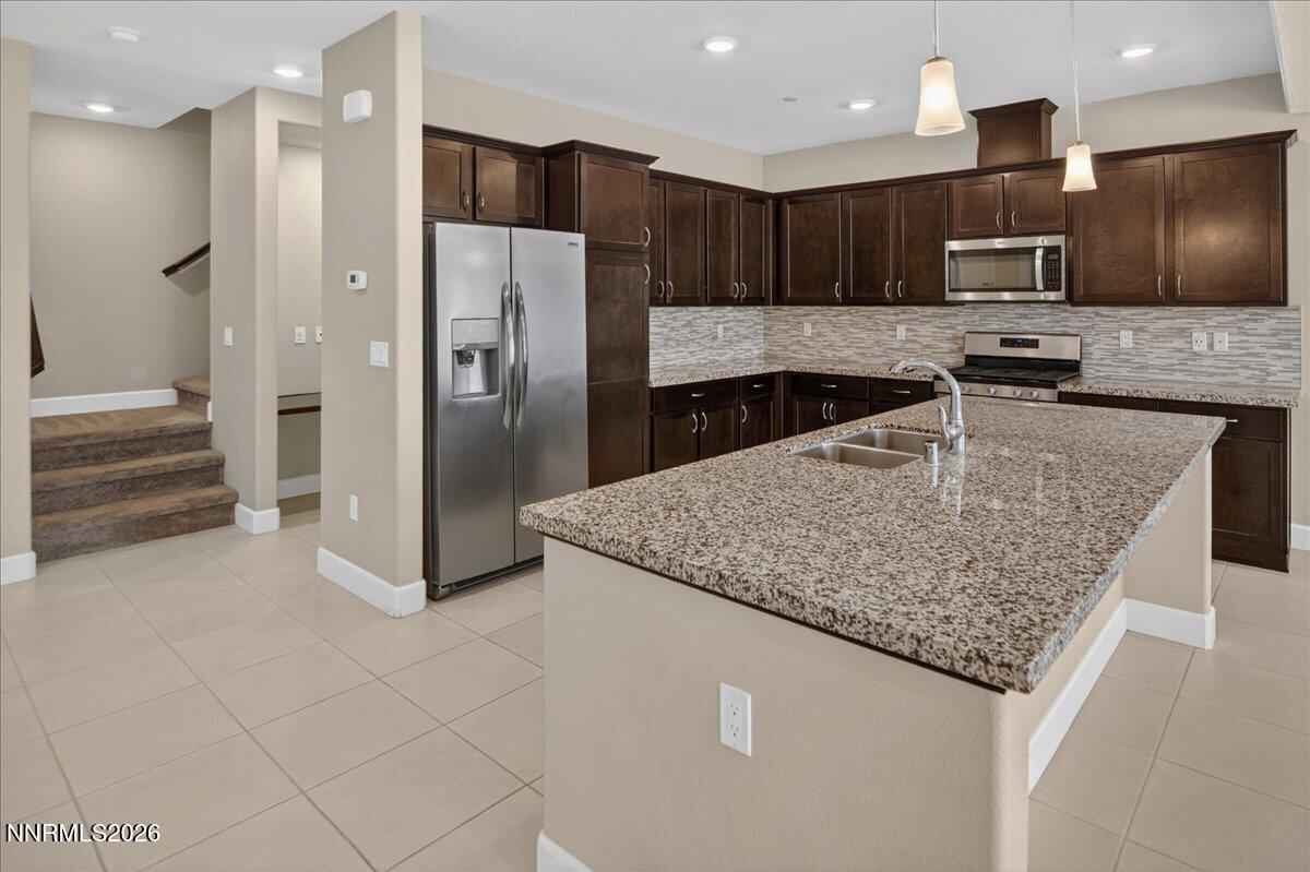 1935 Dark Horse Road, Unit C Reno, NV 89521 - Photo 7 of 44 07-DSC_7958