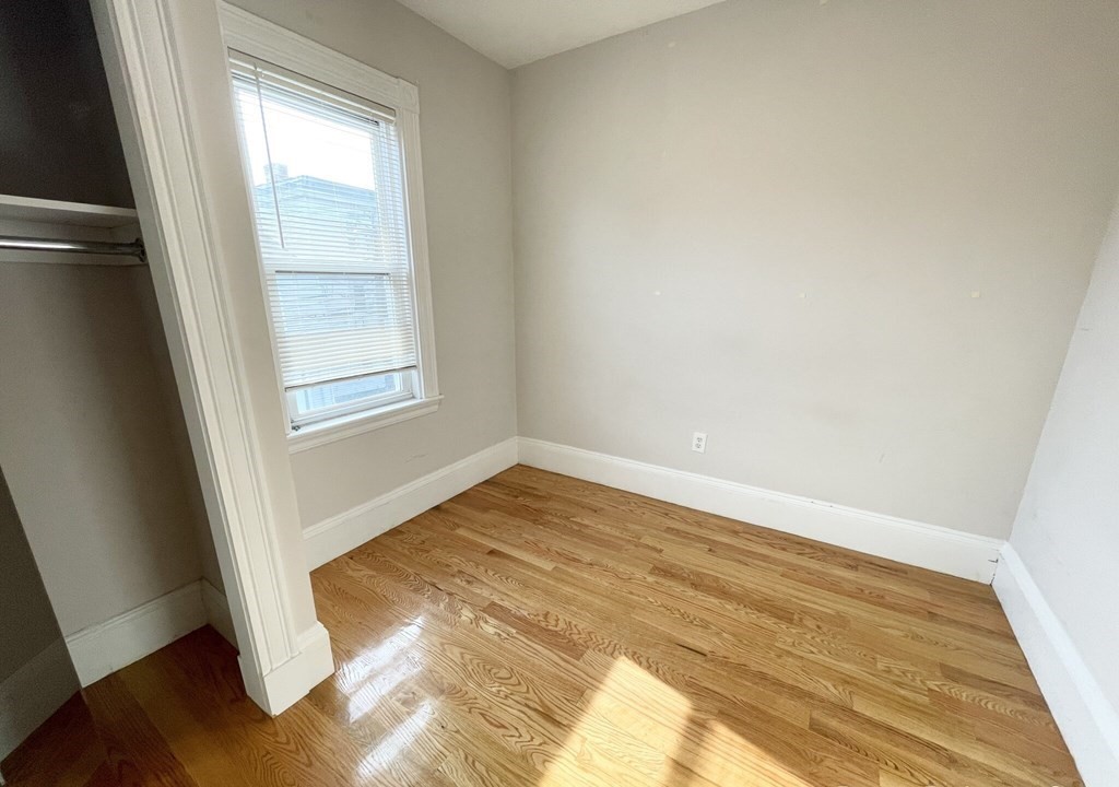 108 Buttonwood Street, Unit 2 Boston, MA 02125 - Photo 7 of 10