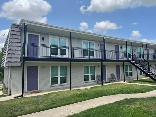 $1,150 | 2200 West Lowden Street, Unit 28, Fort Worth, TX 76110