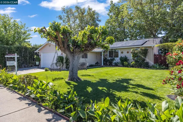 $795,000 | 3585 Esperanza Drive, Concord, CA 94519