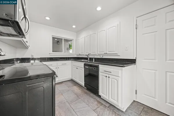 $795,000 | 3585 Esperanza Drive, Concord, CA 94519