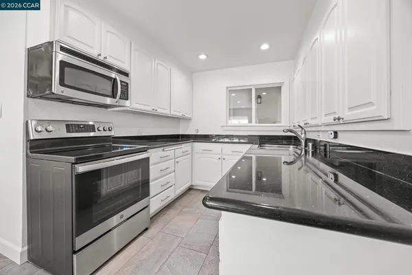 $795,000 | 3585 Esperanza Drive, Concord, CA 94519