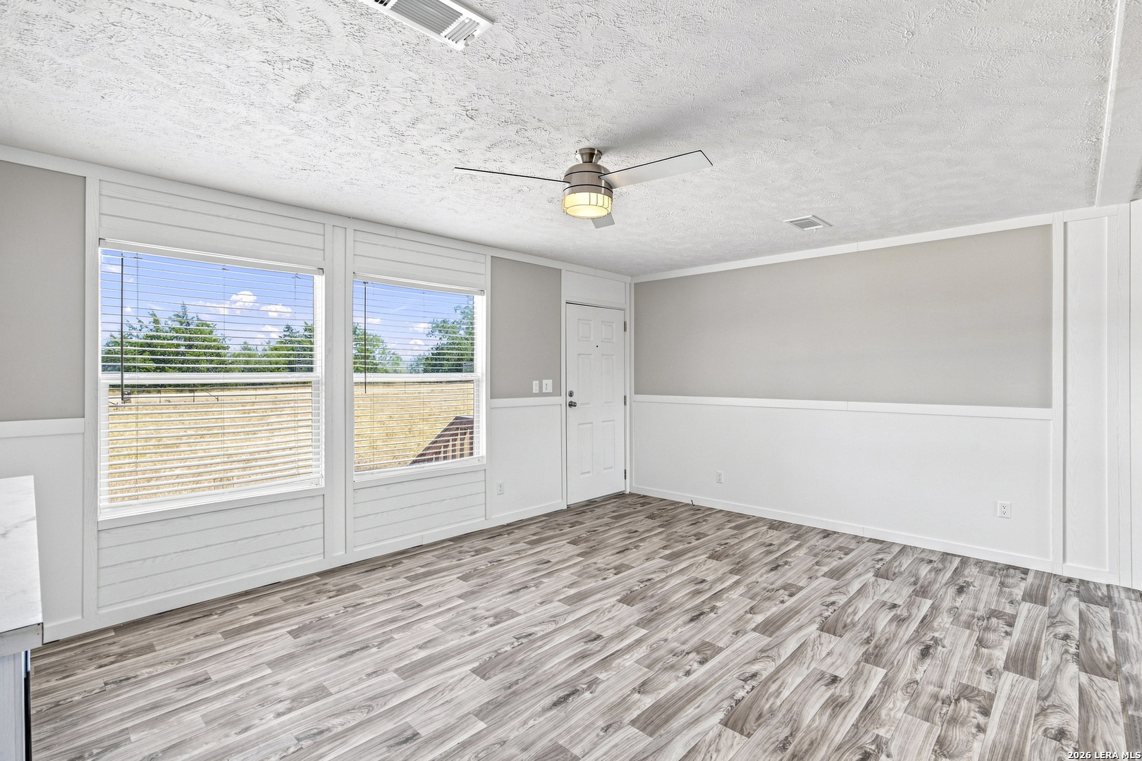 872 Main Loop Road Waelder, TX 78959 - Photo 12 of 30 Gallery Image 12