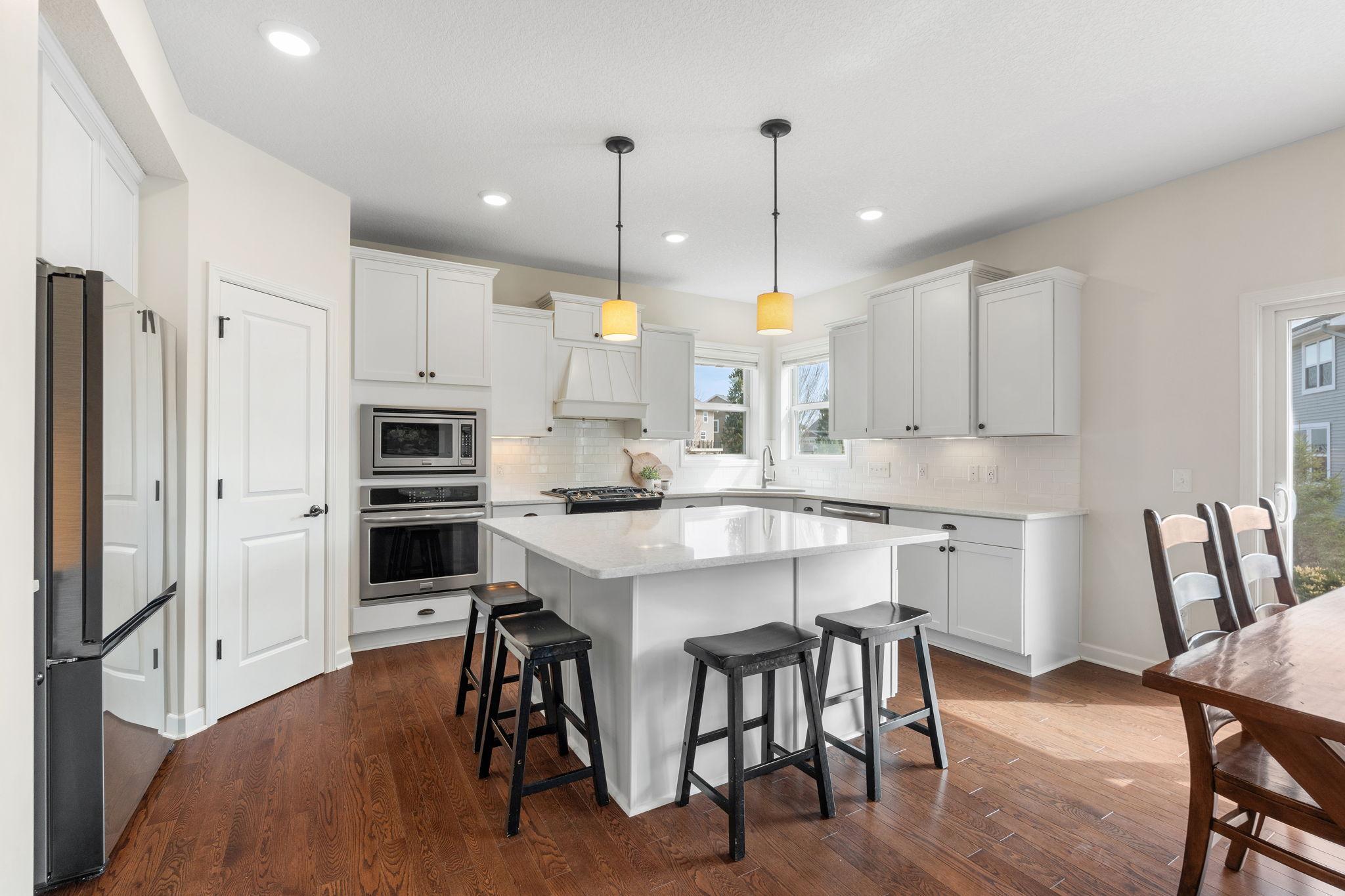 19261 Paddock Lane Corcoran, MN 55340 - Photo 18 of 82