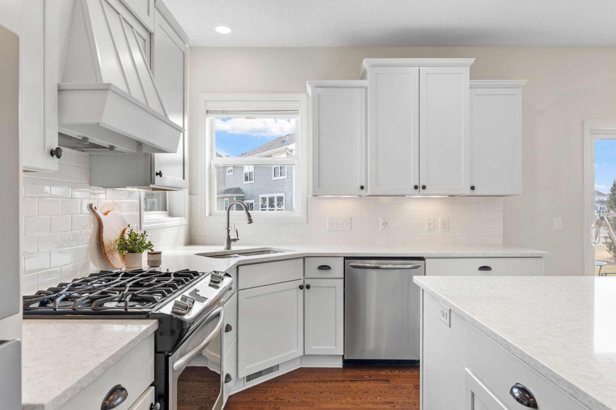 19261 Paddock Lane Corcoran, MN 55340 - Photo 22 of 82