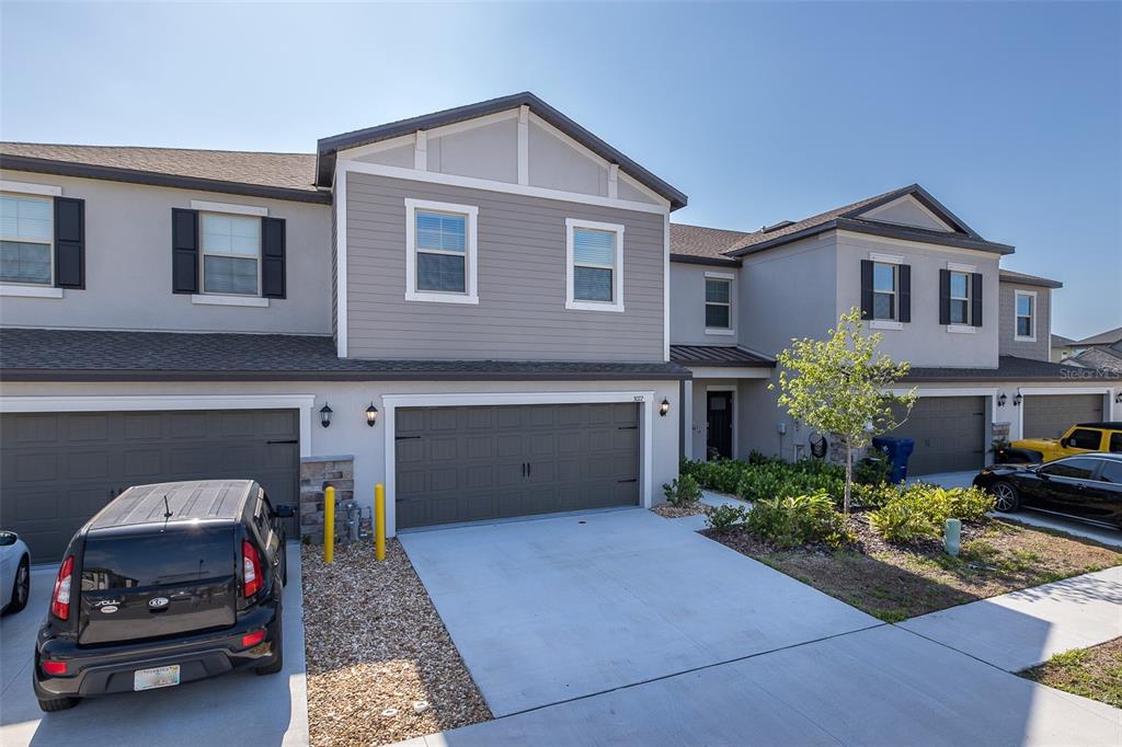 3072 Hover Hall Lane New Port Richey, FL 34655 - Photo 5 of 51 a front view of a house with parking