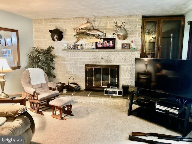 1042 Locust Grove Road Middletown, PA 17057 - Photo 6 of 17 Gallery Image 6
