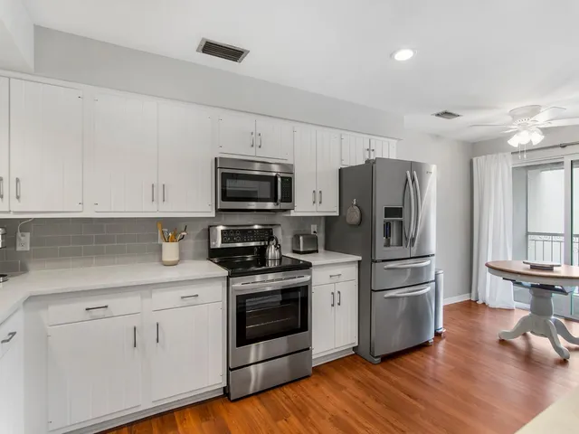 $3,500 | 133 East Park Shores Circle, Unit 4E, Indian River Shores, FL 32963