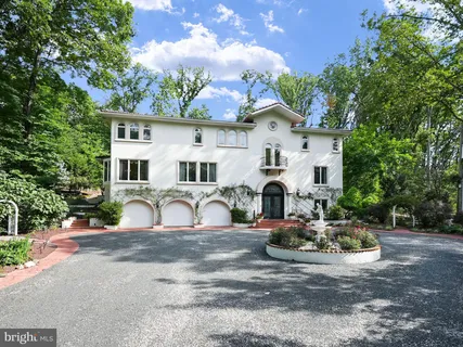 $1,695,000 | 1405 North Pegram Street, Alexandria, VA 22304