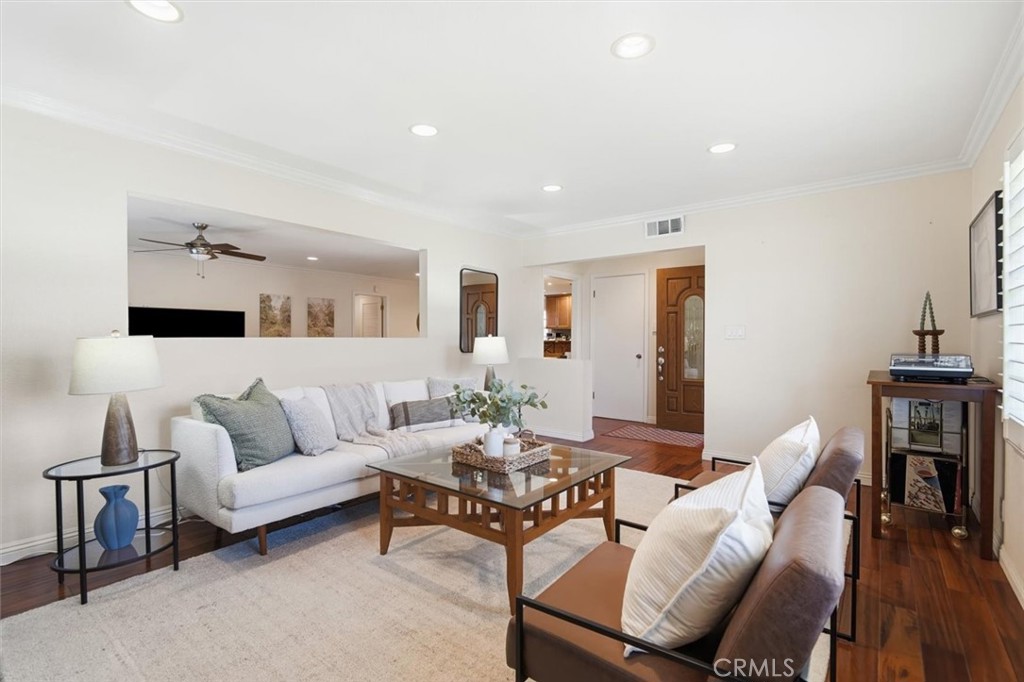 16953 Roa Drive Carson, CA 90746 - Photo 10 of 43 Gallery Image 10