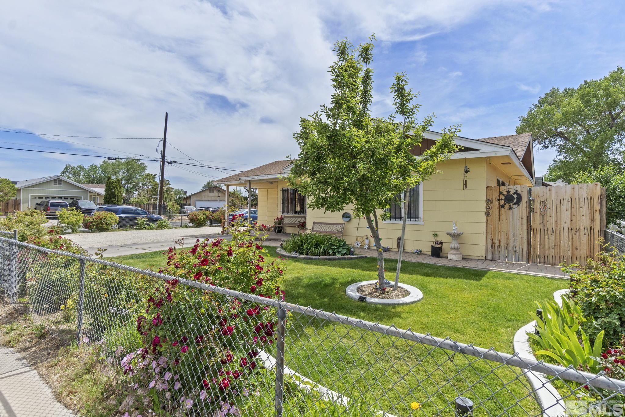 1805 Helena Avenue Reno, NV 89512 - Photo 3 of 32 Photo 3