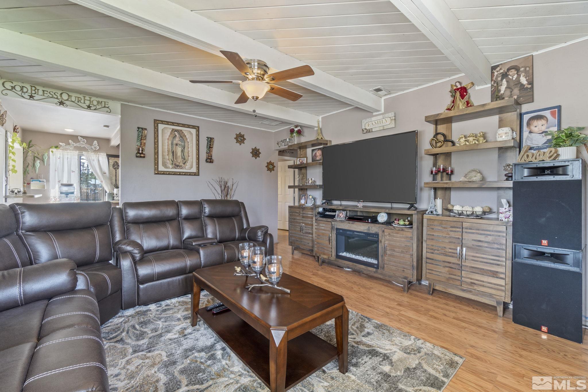 1805 Helena Avenue Reno, NV 89512 - Photo 5 of 32 Photo 5