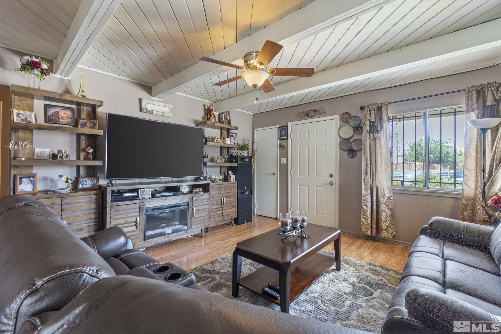 1805 Helena Avenue Reno, NV 89512 - Photo 8 of 32 Photo 8